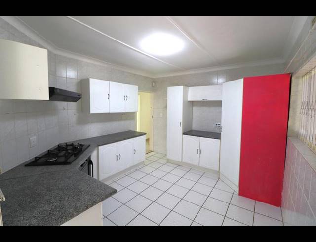 3 BEDROOM PROPERTY TO RENT IN FONTAINEBLEAU